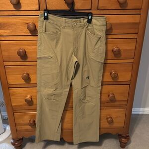 Eddie Bauer first ascent pants 32 x 32